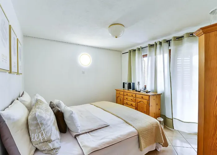 Beautiful In With Wifi ザダル